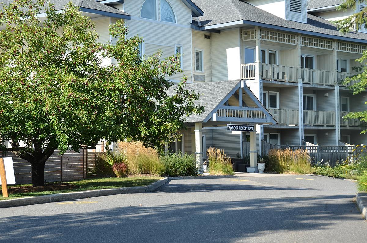 Taboo Muskoka Hotel Gravenhurst Exterior photo